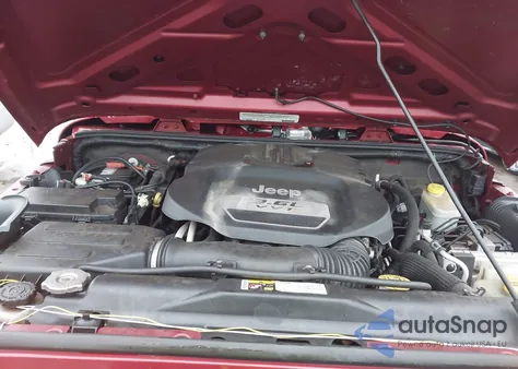 2012 Jeep Wrangler Unlimited Sport z USA, uszkodzony, nr VIN 1C4HJWDG3CL283605